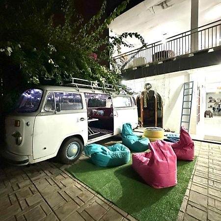 D'Flora Homestay Labuan Bajo Dış mekan fotoğraf
